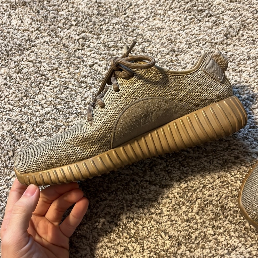 Yeezy boost - Picture 2 of 4